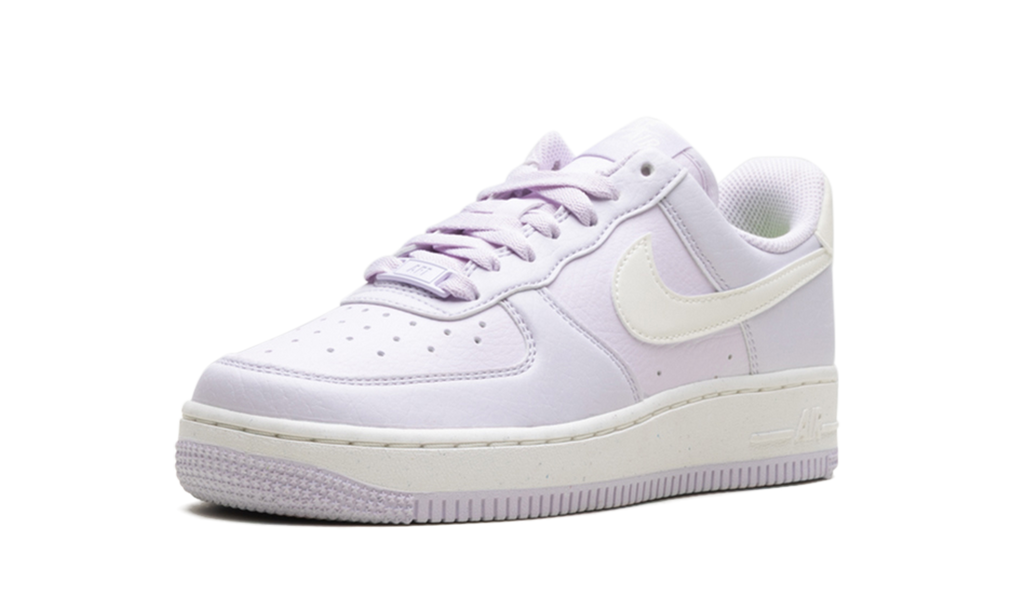 AIR FORCE 1'07 NEXT NATURE WMNS"Barely Grape" DV3808 500