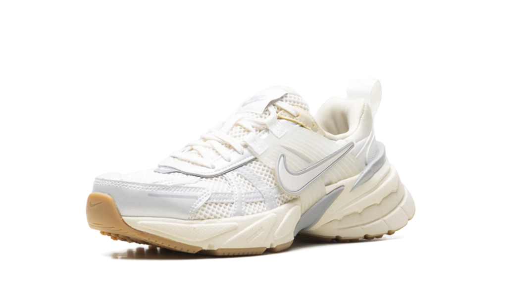 V2K Run WMNS "White Photon Dust Fir" FD0736 108