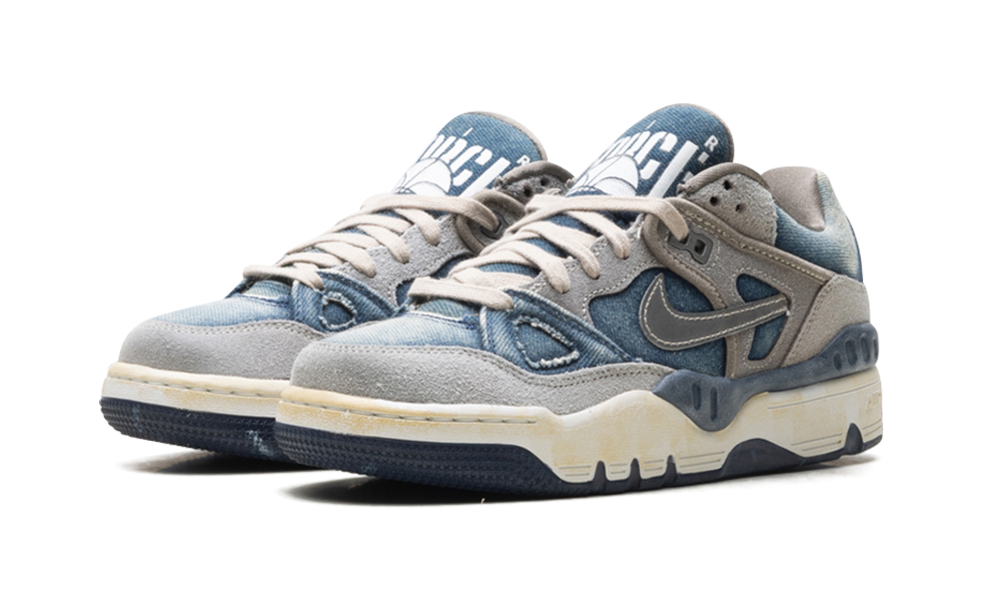 Air Force 3 Low SP "Nigo x Levi’s Olive Grey" HQ0262 001
