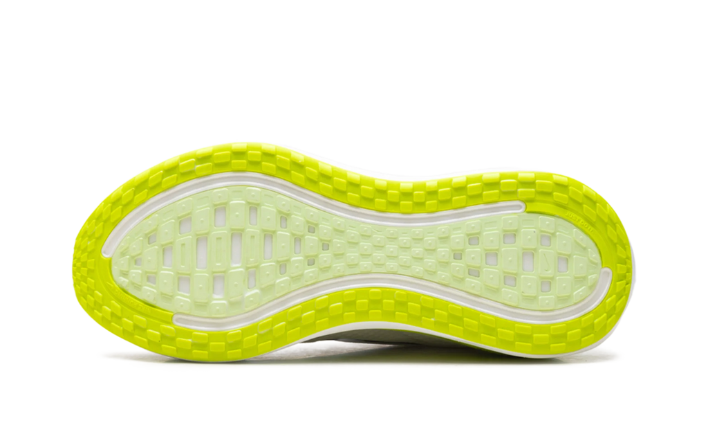 Vomero Plus "White Barely Volt Black" HV8150 120