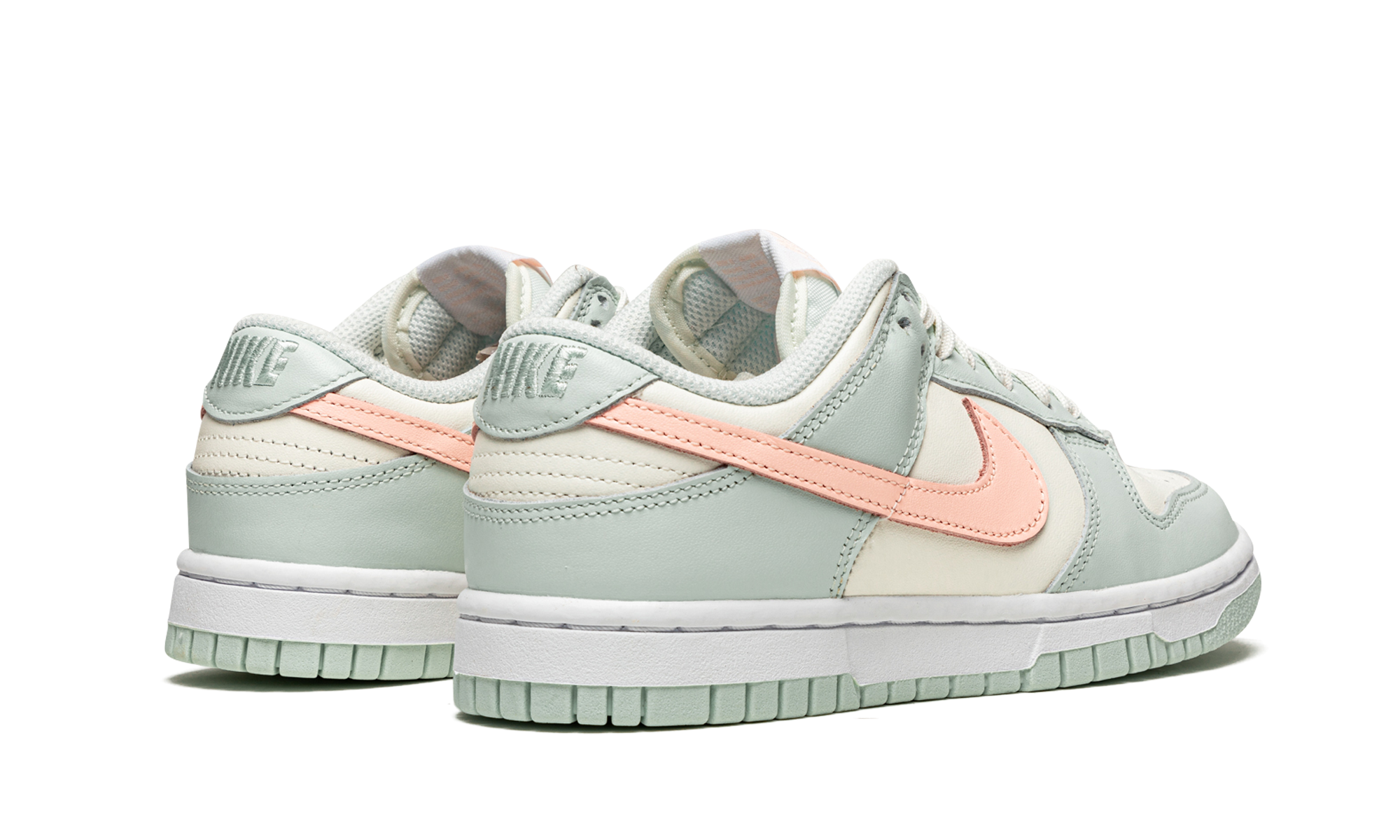 DUNK LOW WMNS"Barely Green" DD1503 104