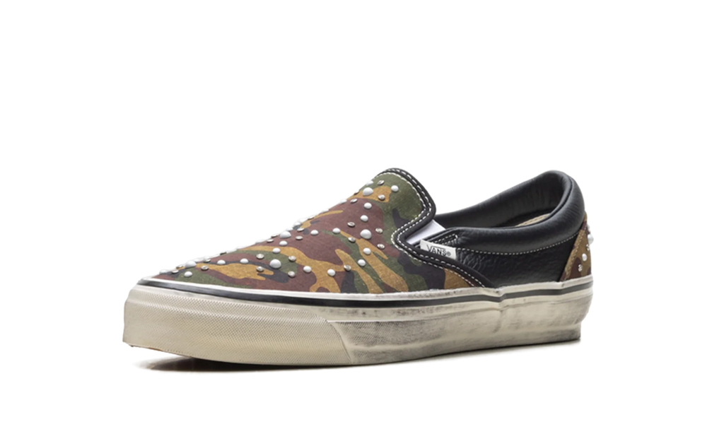 LX Classic Slip-On 98 "Pearlized Pack Camo Black" VN000D9PCAK