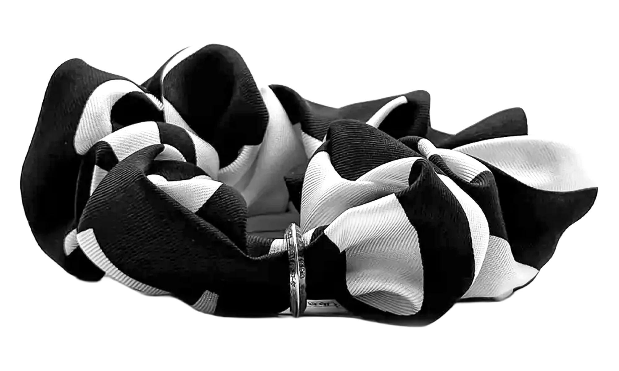 Silk Scrunchie "Black / White" CHRM0862