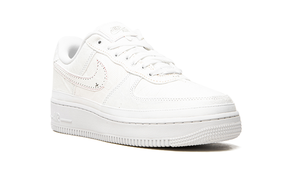 AIR FORCE 1 LO LX WMNS"Reveal" CJ1650 101