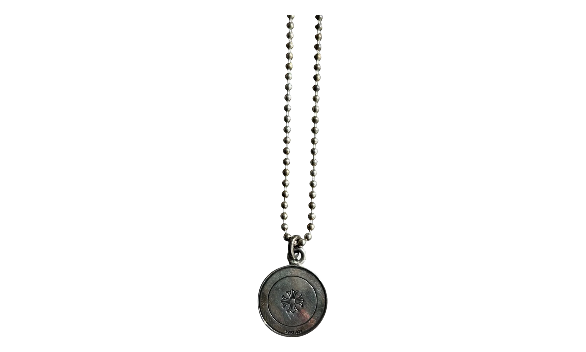 Angel Medallion Necklace "Silver" CHRM0947