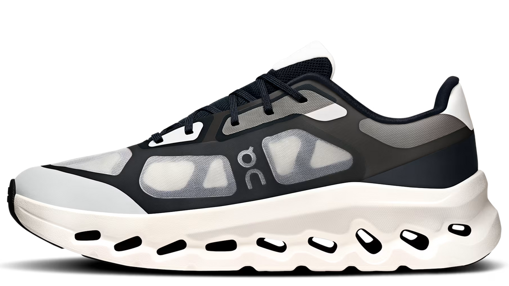Running Cloudtilt Remix Black Ivory