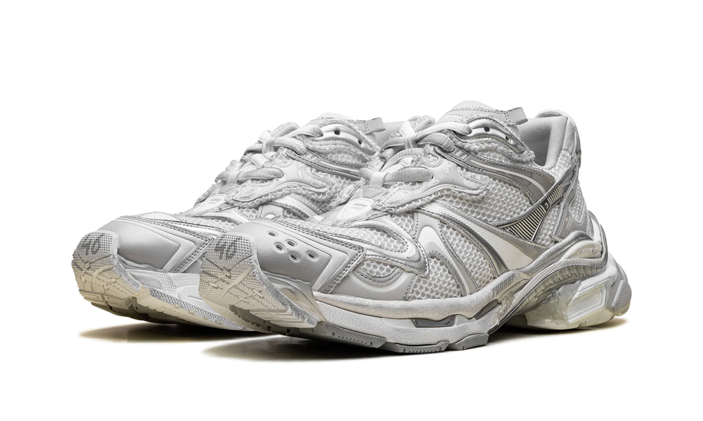 Runner Sneaker "Worn-Out - White Silver" 779066 W3RXP 9110