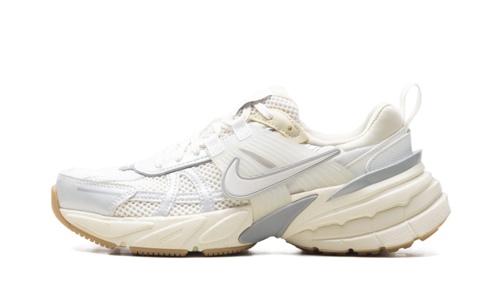 V2K Run WMNS "White Photon Dust Fir" FD0736 108