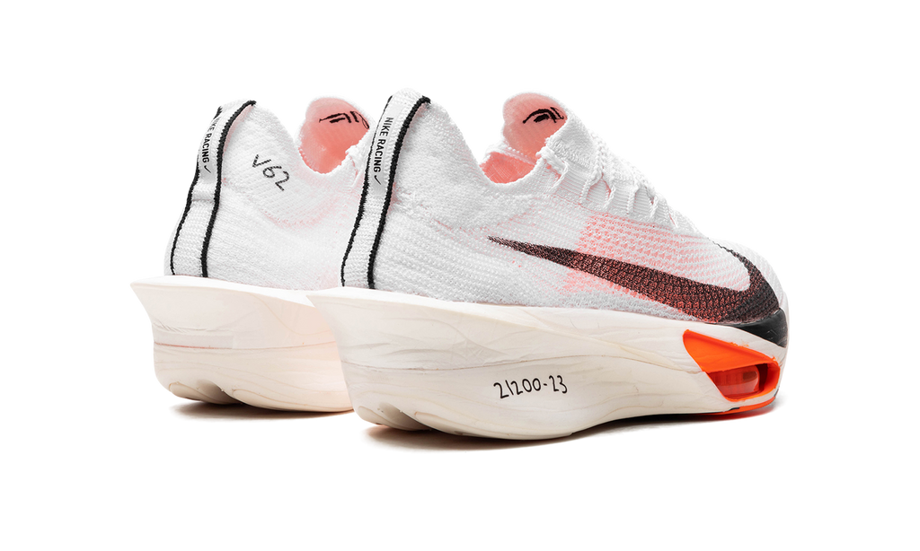 ZOOMX ALPHAFLY 3 WMNS"Prototype" FD8357 100