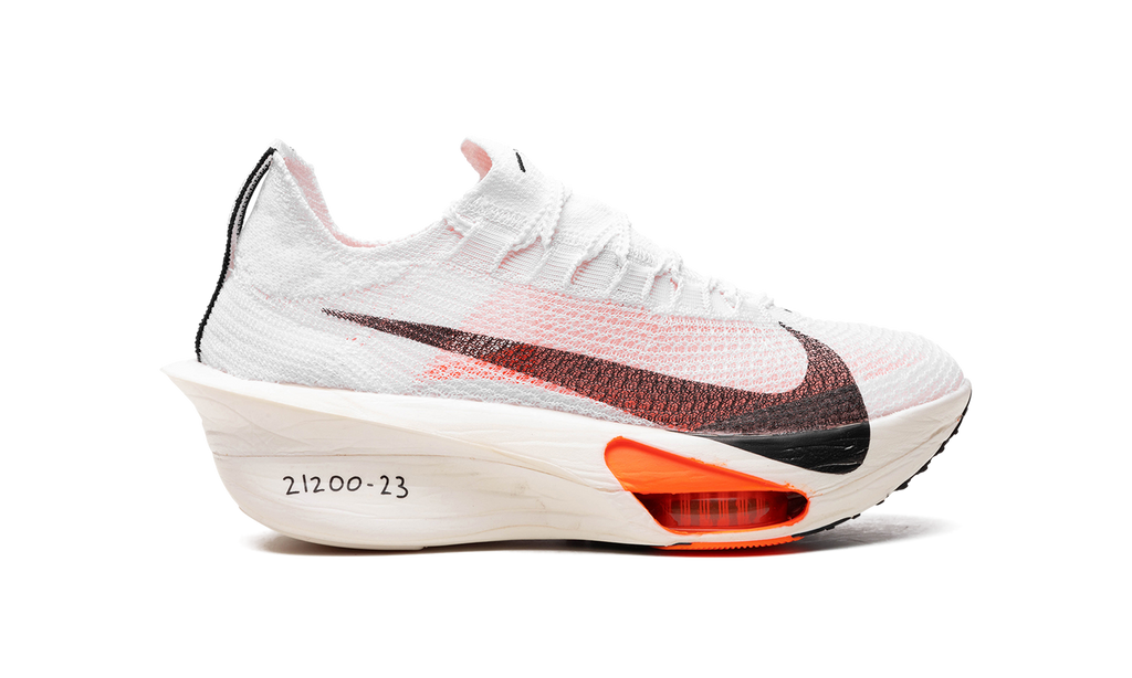 ZOOMX ALPHAFLY 3 WMNS"Prototype" FD8357 100