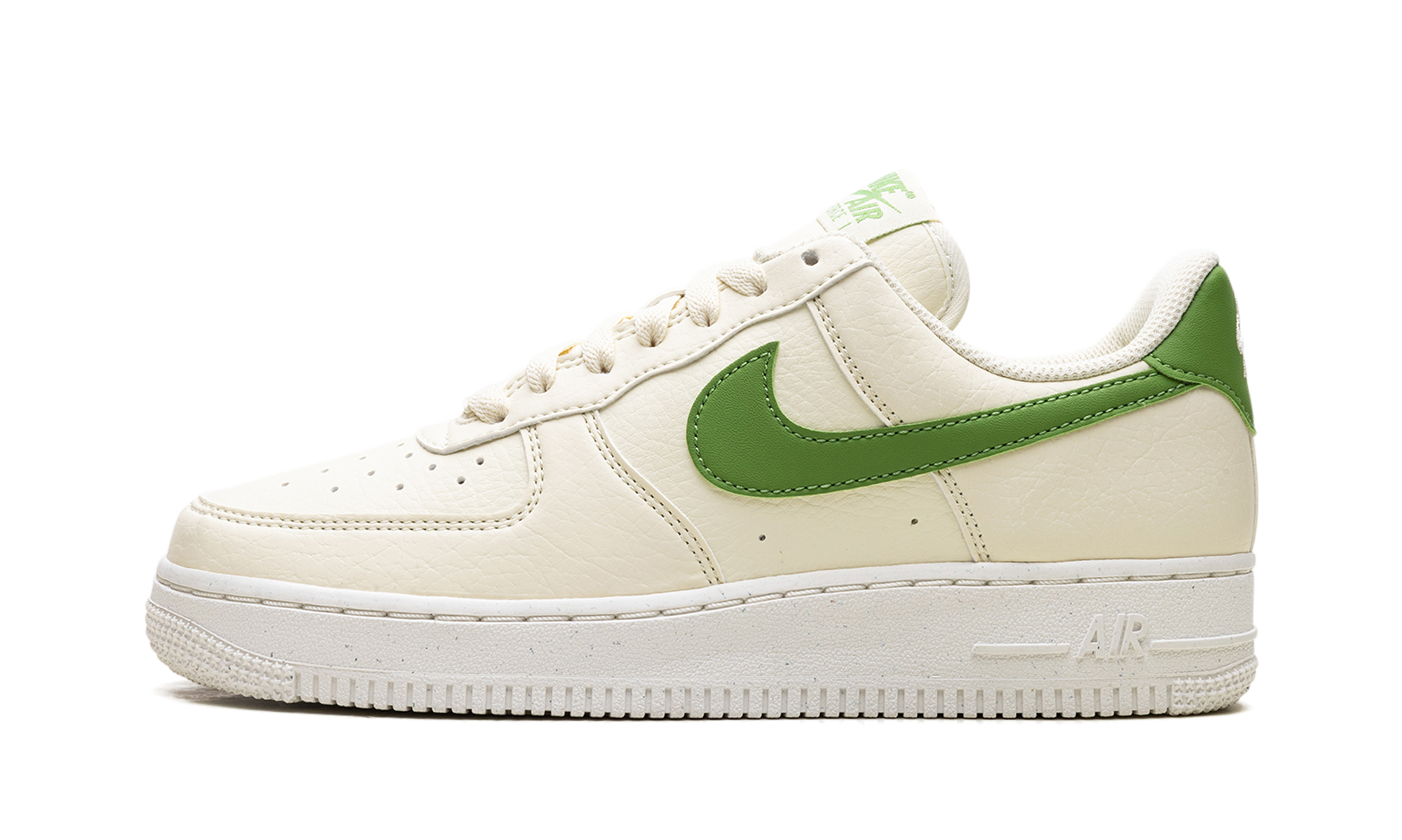 AIR FORCE 1'07 LO WMNS"COCONUT MILK" DV3808 102