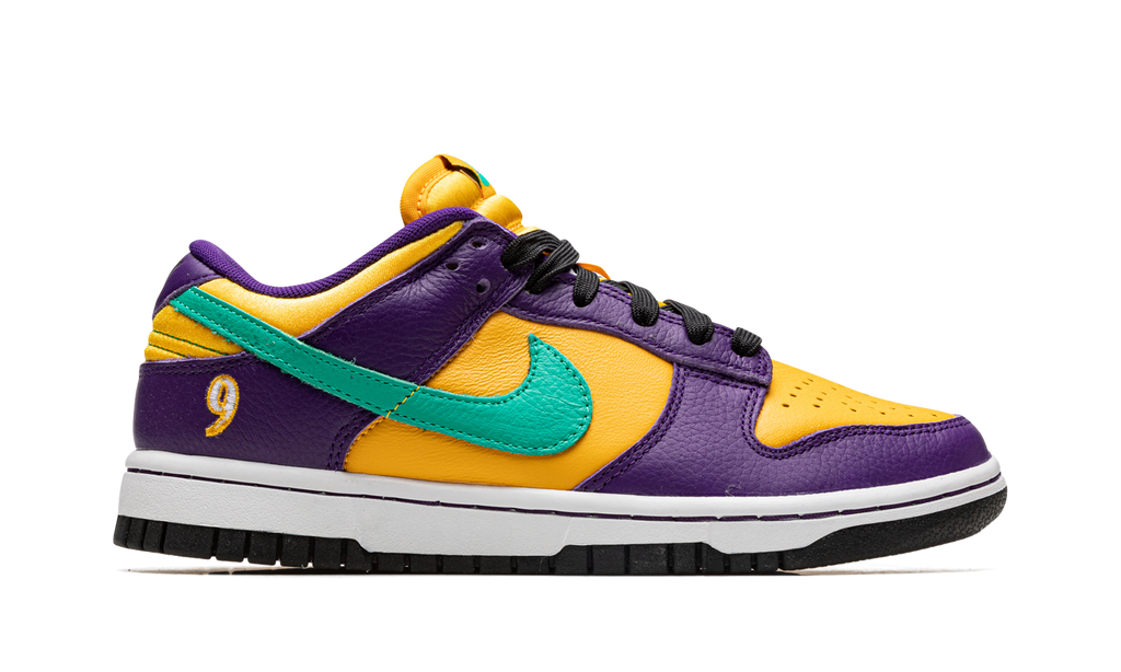 DUNK LOW WMNS"Lisa Leslie" DO9581 500