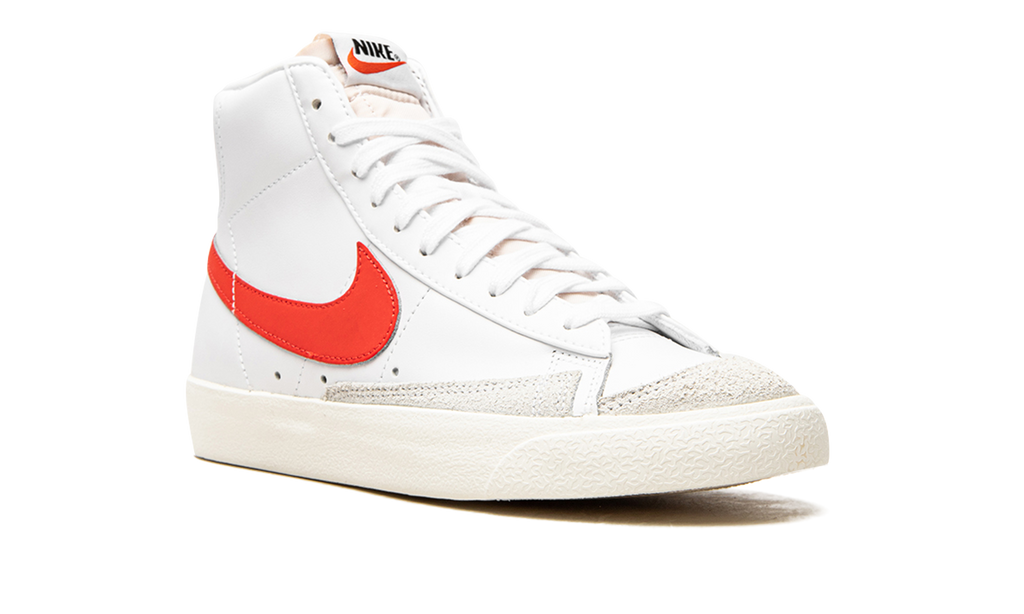 BLAZER MID'77 VNTG WMNS"Habanero Red" CZ1055 101