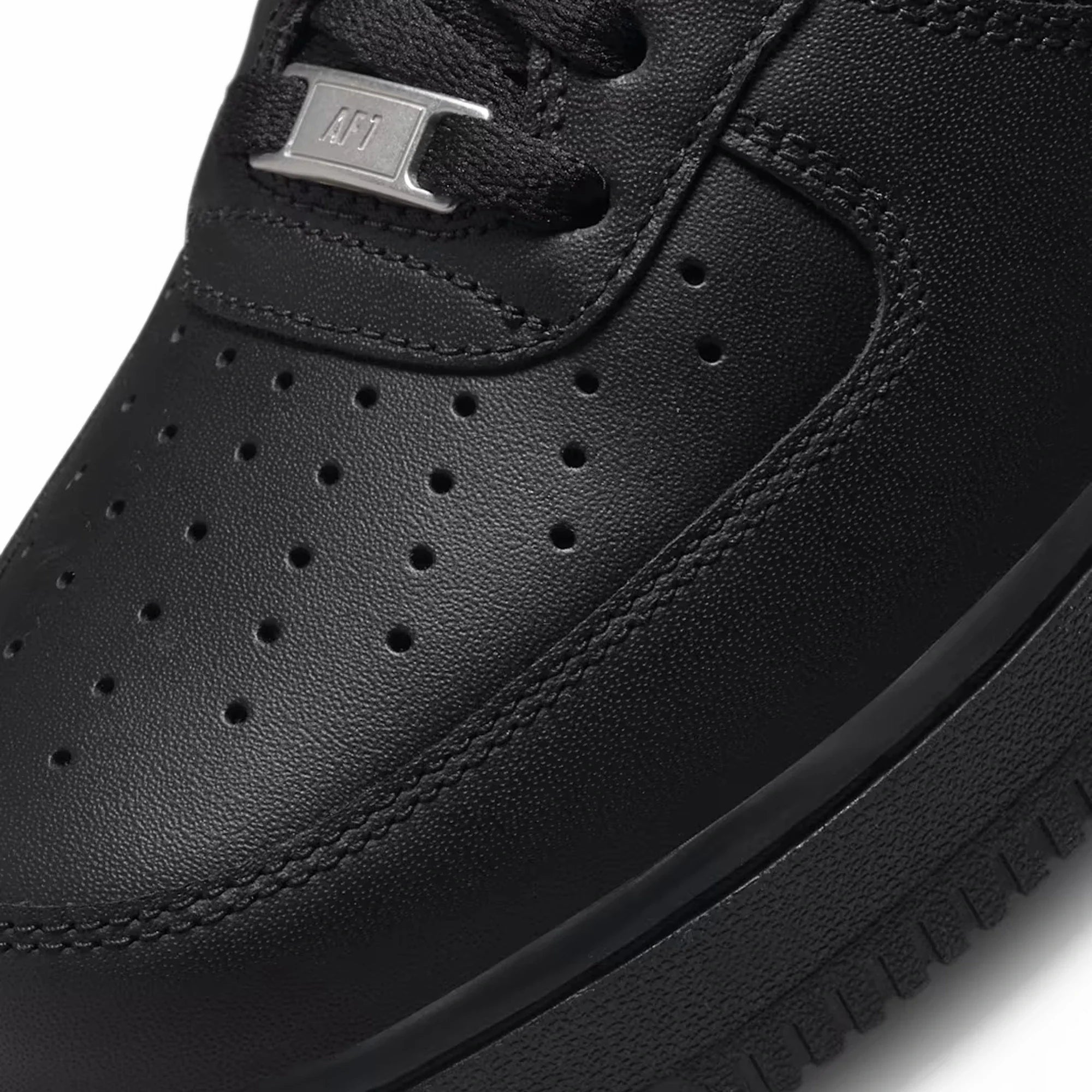 Air Force 1 Low '07 'Black Black' (2022)