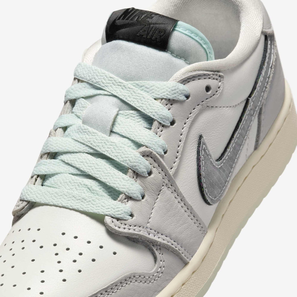 Air Jordan 1 Low OG CNY 'Year of the Snake' (2025) (GS)