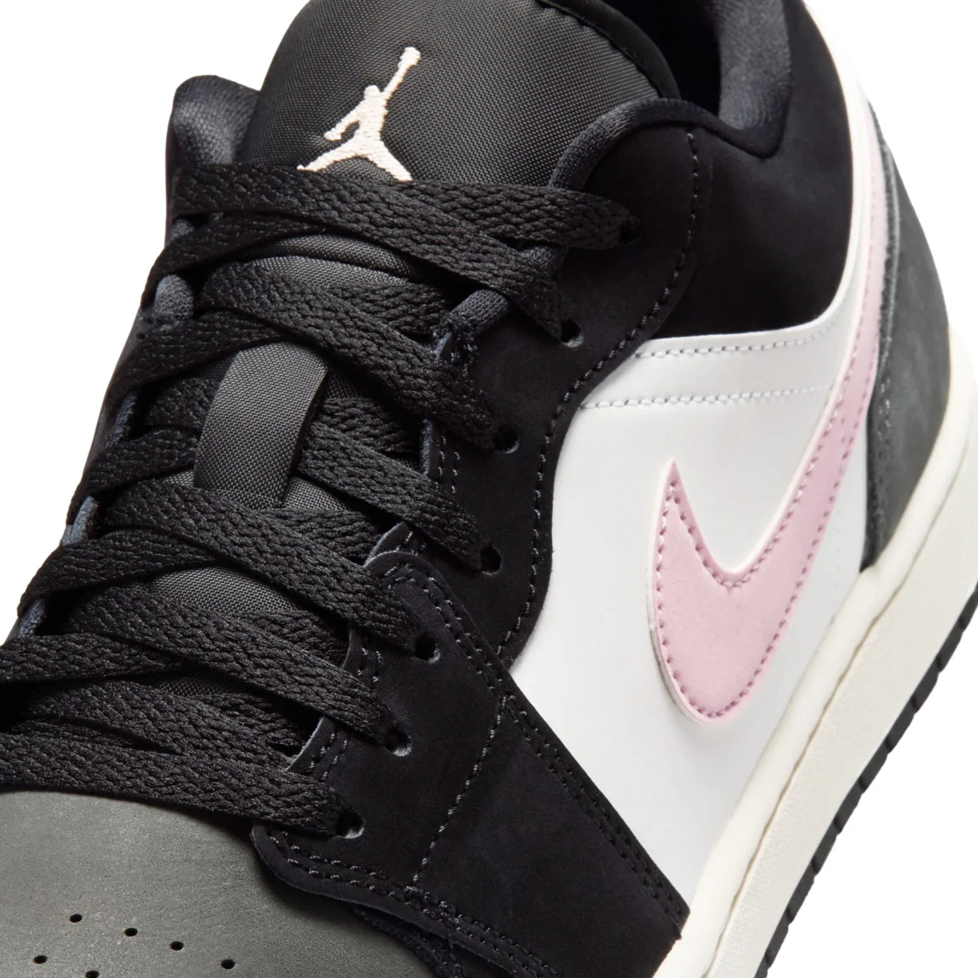 1 Low SE 'Black Iced Carmine Iron Grey' (2026)