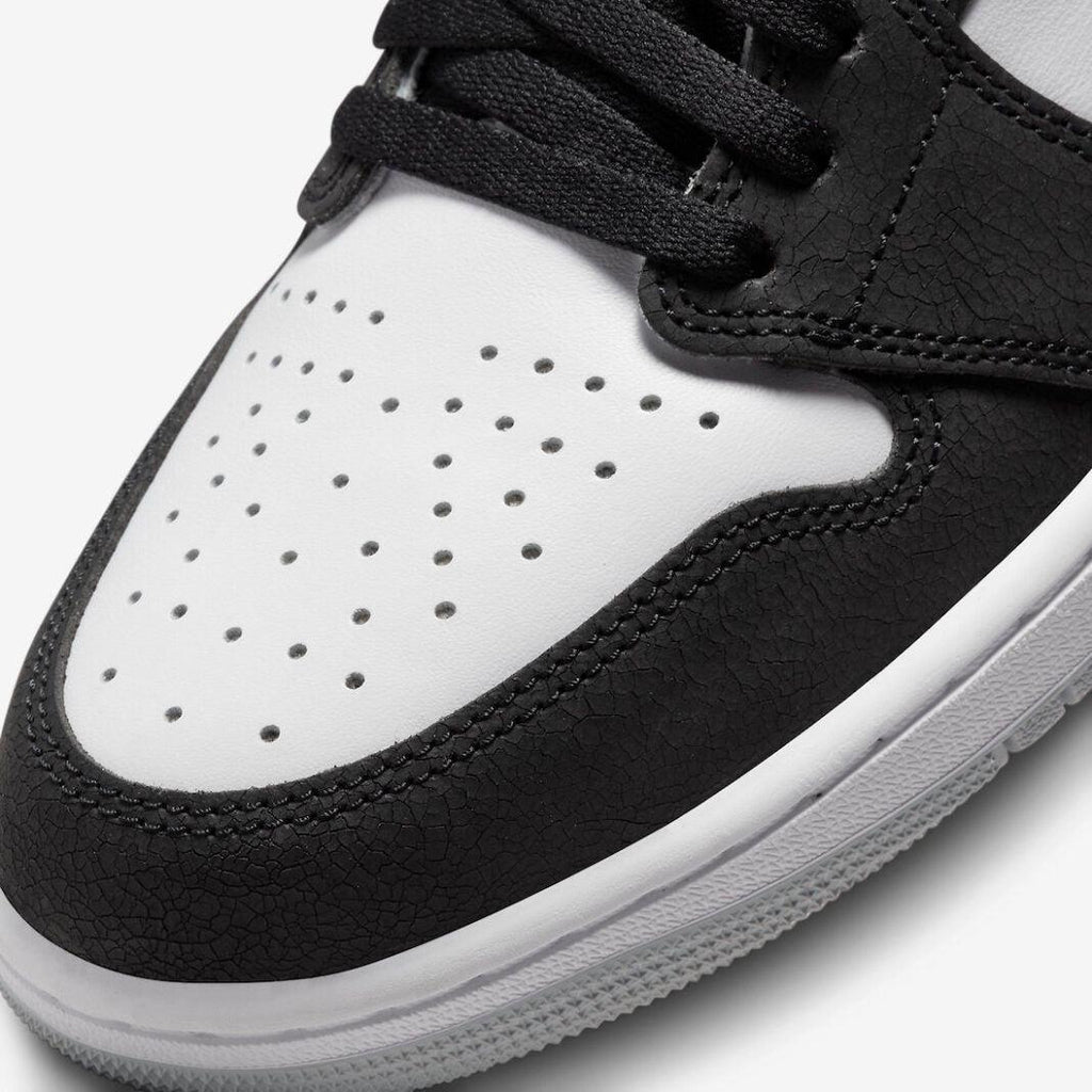 Air Jordan 1 Retro High OG 'Stage Haze' (2022)