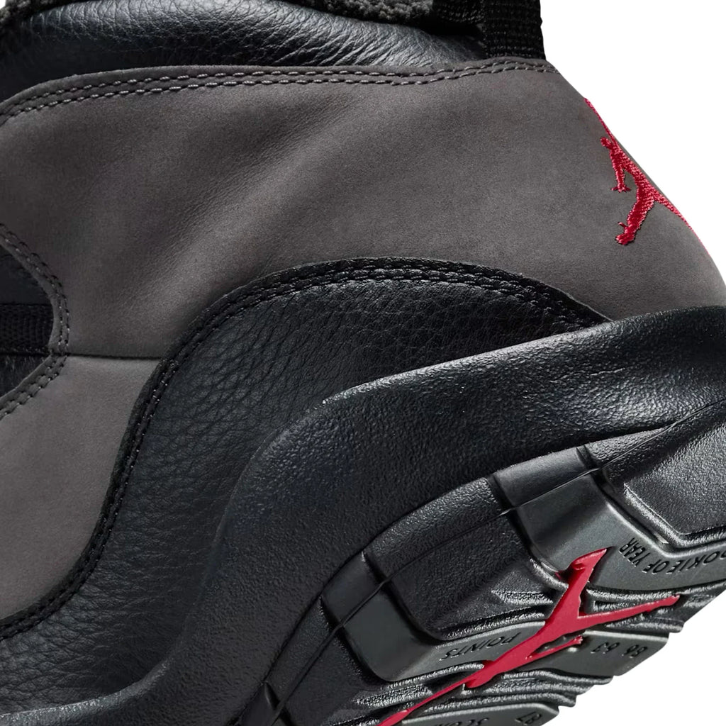 10 Retro 'Shadow' (2025)
