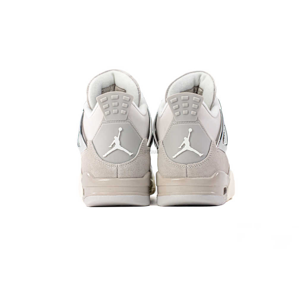4 Retro 'Frozen Moments' Women's