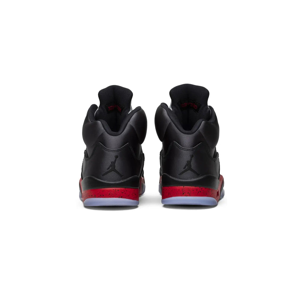 5 'Satin Bred'