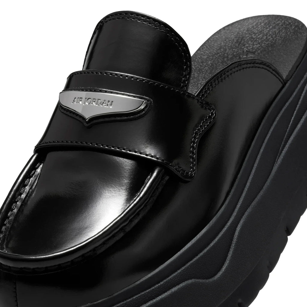 Mule 'Black Metallic Silver' Women's (2025)