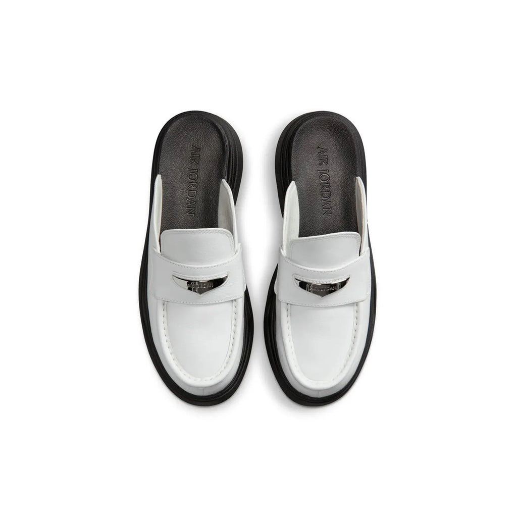 Mule 'Summit White Black' Women's (2026)
