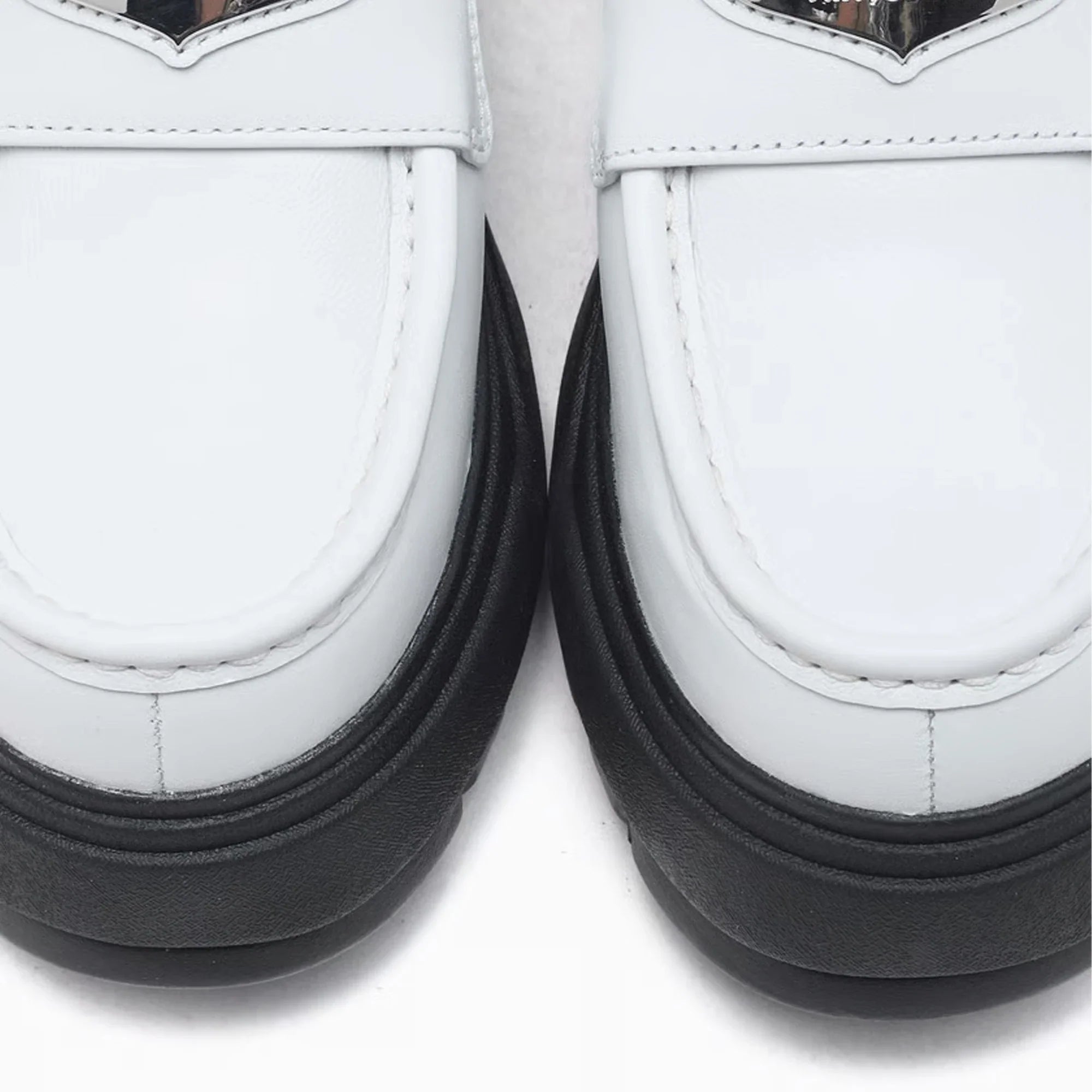 Mule 'Summit White Black' Women's (2026)