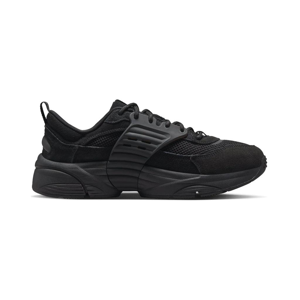 Trunner O/S 'Triple Black' (2025)
