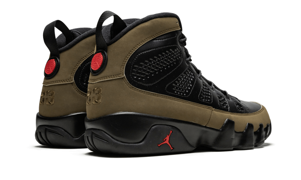 9 Retro "Olive" 302370 020