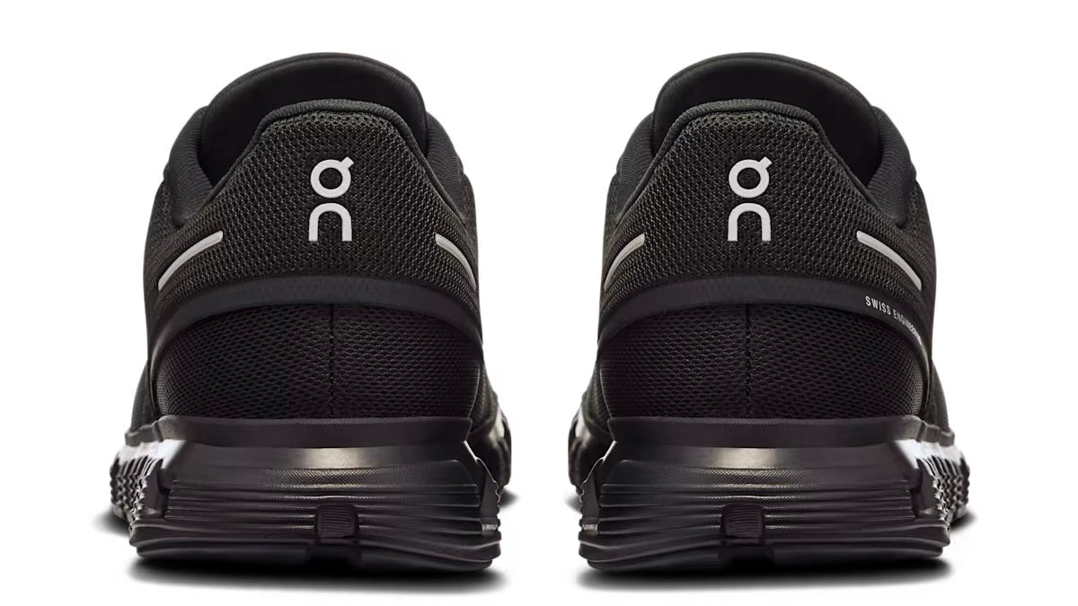Running Cloud 6 All Black (M)