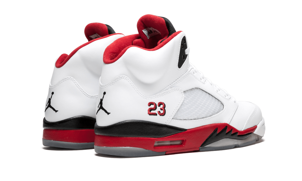 5 Retro "Fire Red" 136027 120