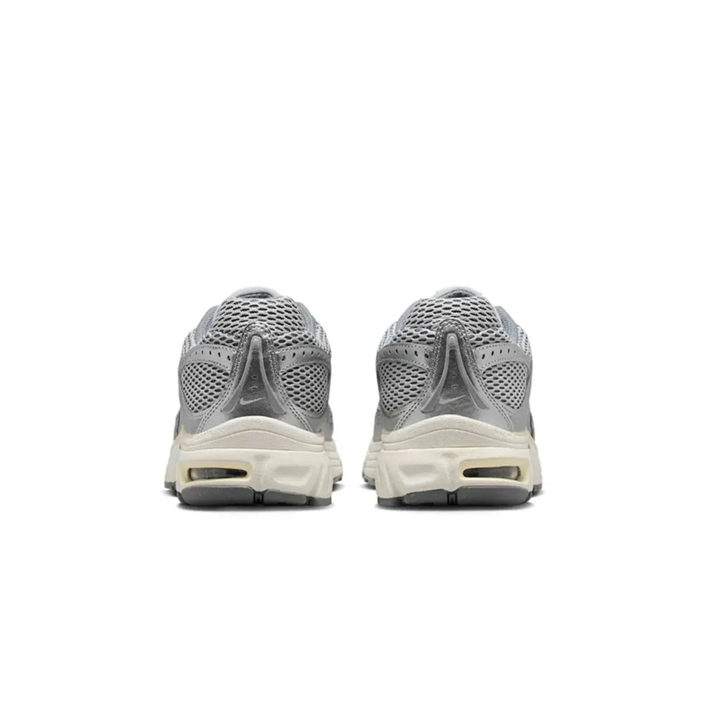 Air Max Moto 2K 'Light Smoke Grey Metallic Silver