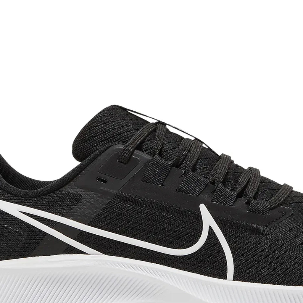 Air Zoom Pegasus 38 'Black White' (2021)