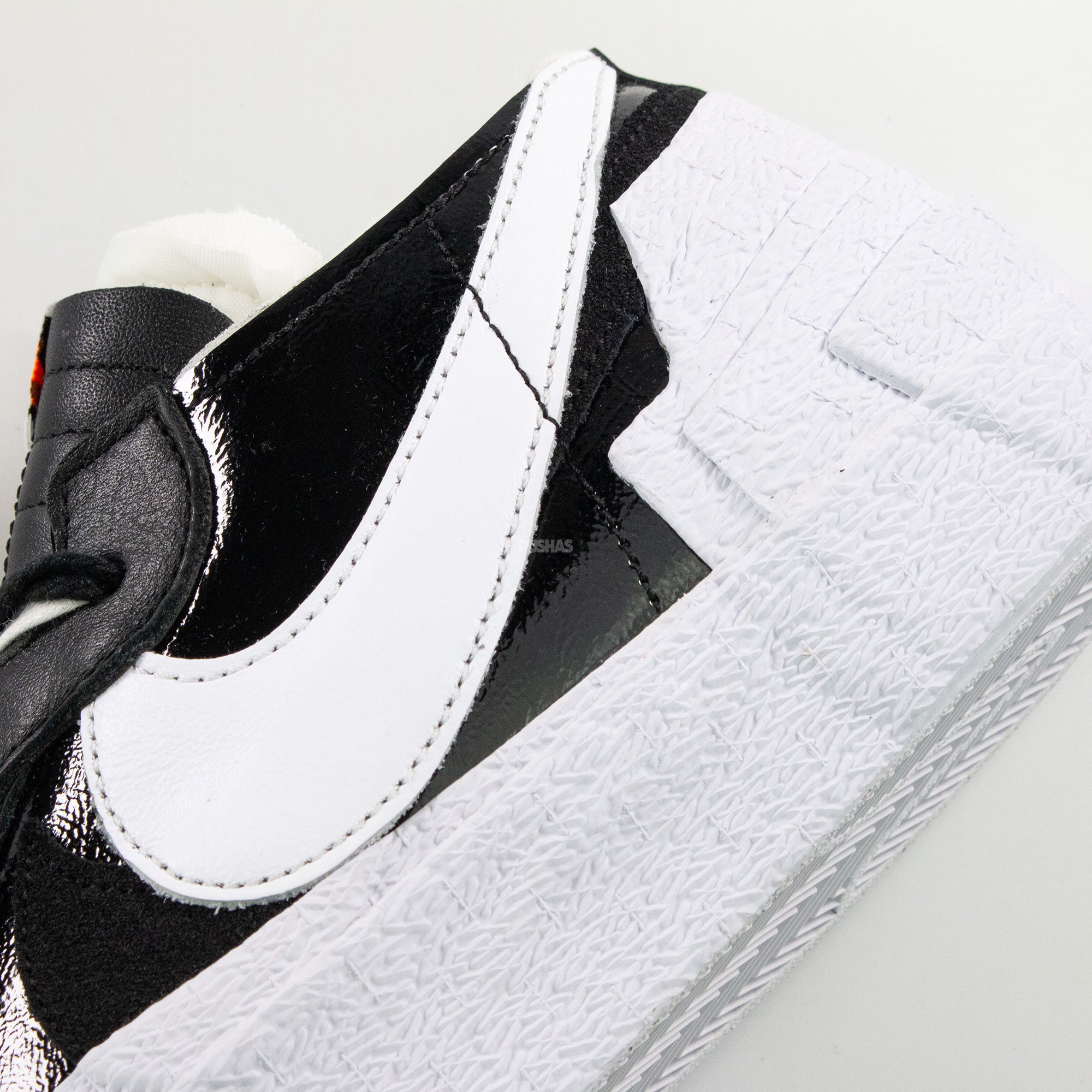 Blazer Low x Sacai 'Black Patent Leather' (2022)
