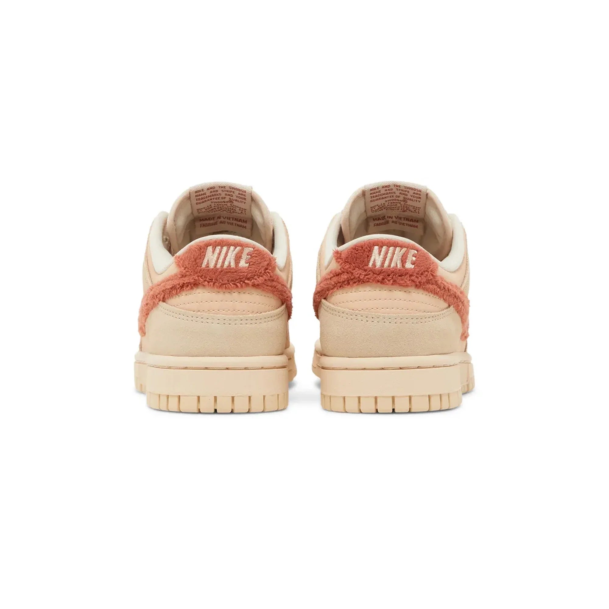 Dunk Low 'Terry Swoosh' W (2022)