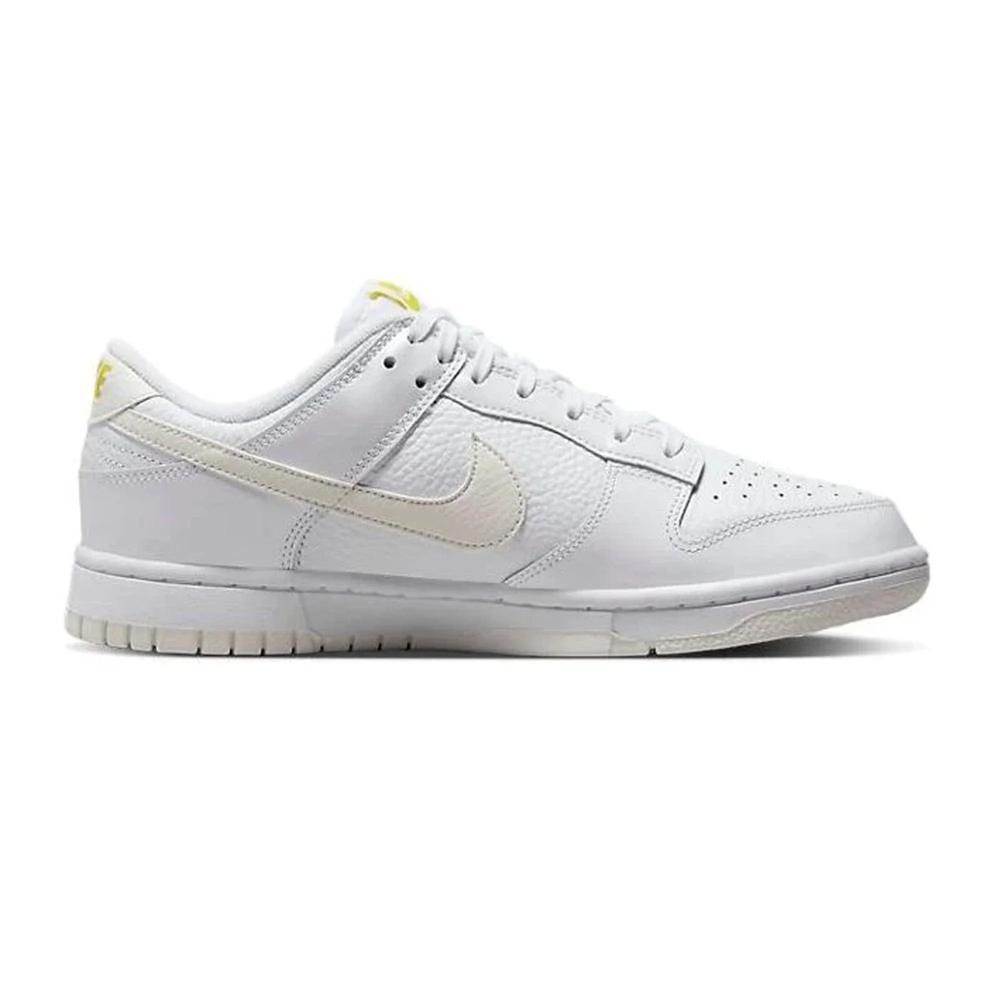 Dunk Low 'Valentine's Day Yellow Heart' W (2023)