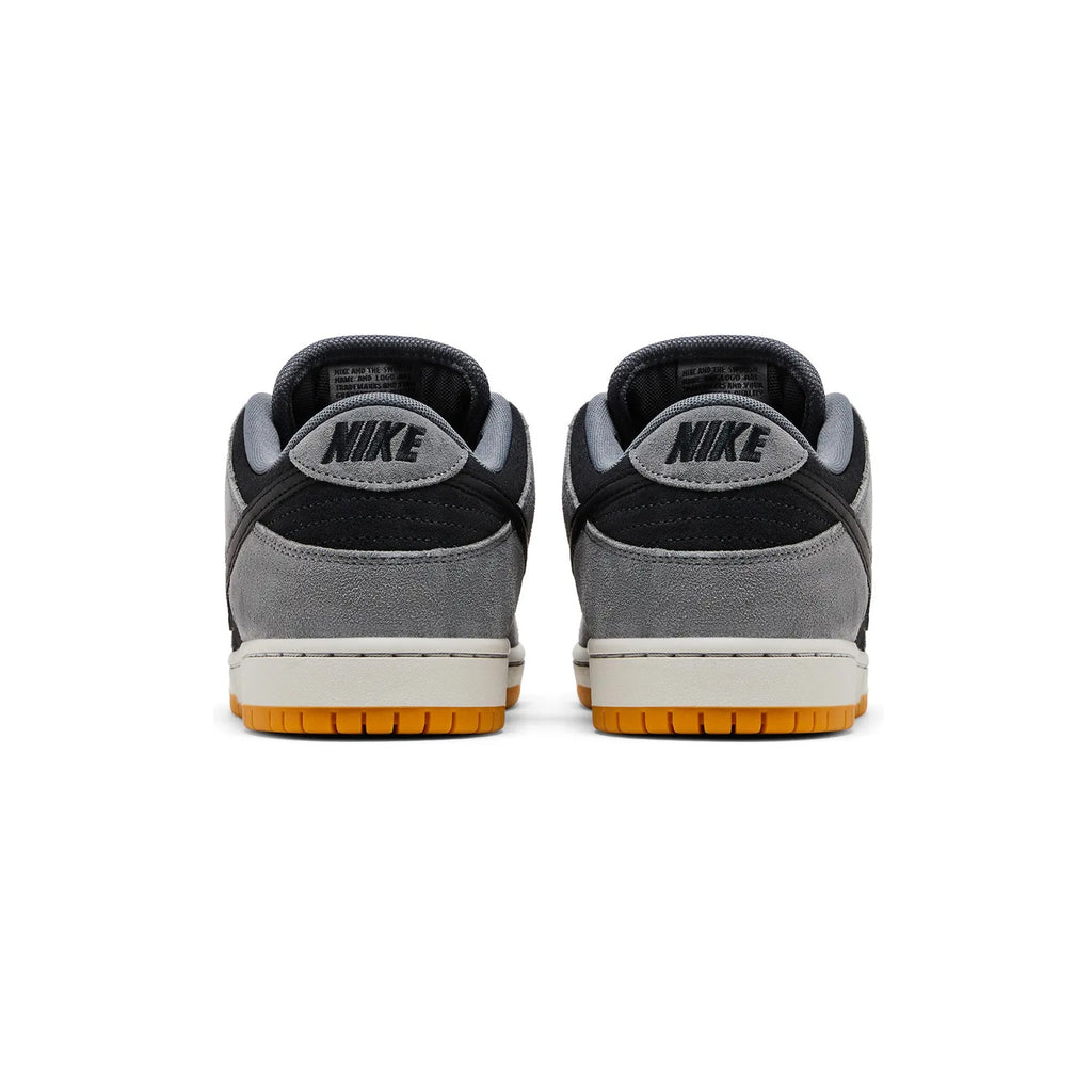 Dunk Low 'Dark Smoke Grey' (2024)