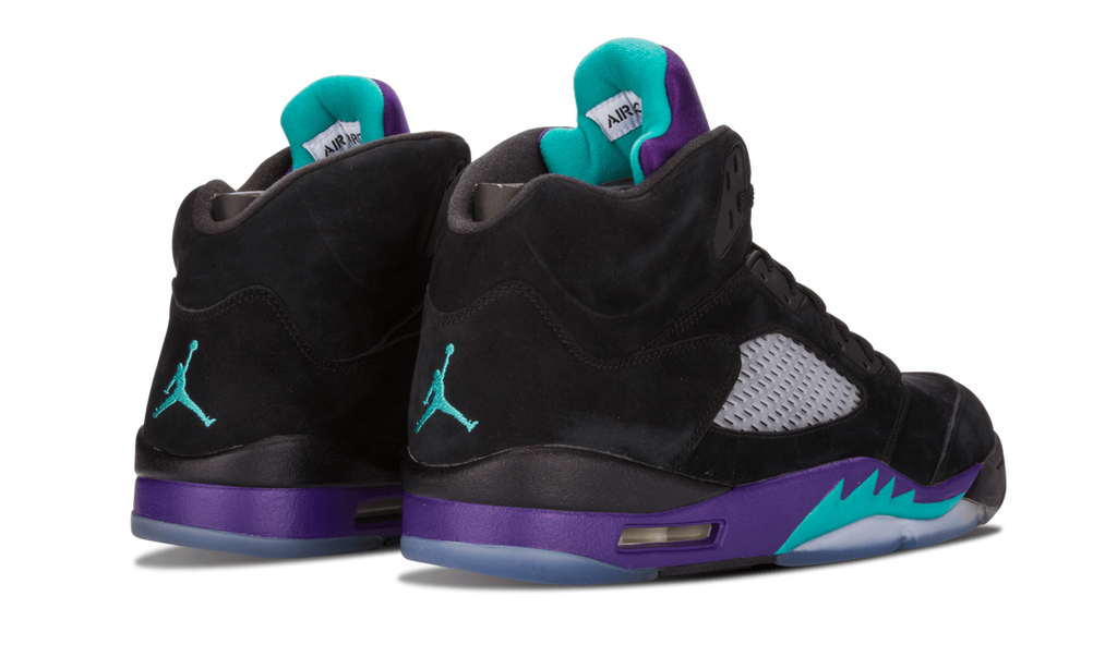 5 Retro "Black Grape" 136027 007