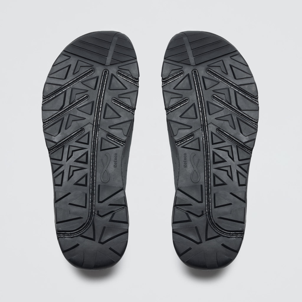 Men's Yama T1 in Triple Black