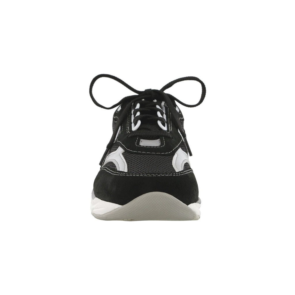 Women's Tour Mesh Lace Up Sneaker in Black / Silver