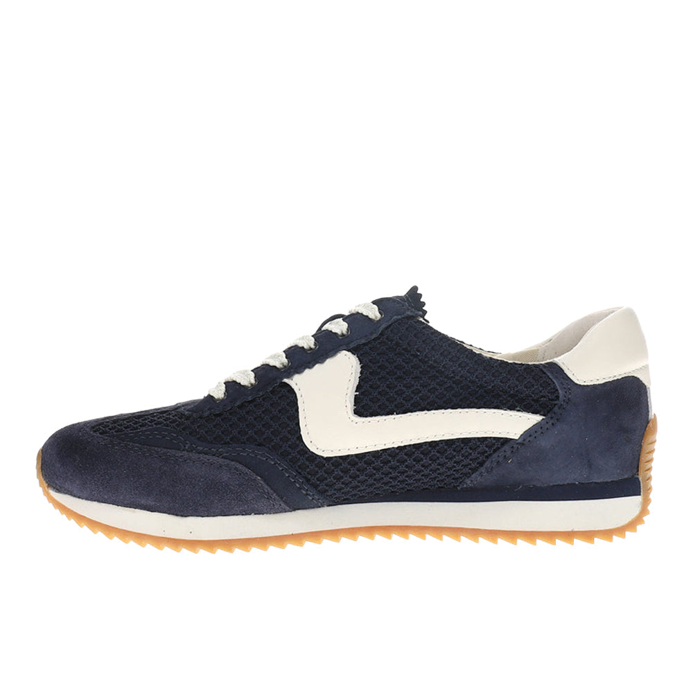 B.ntcd Mesh Lace Up Sneakers