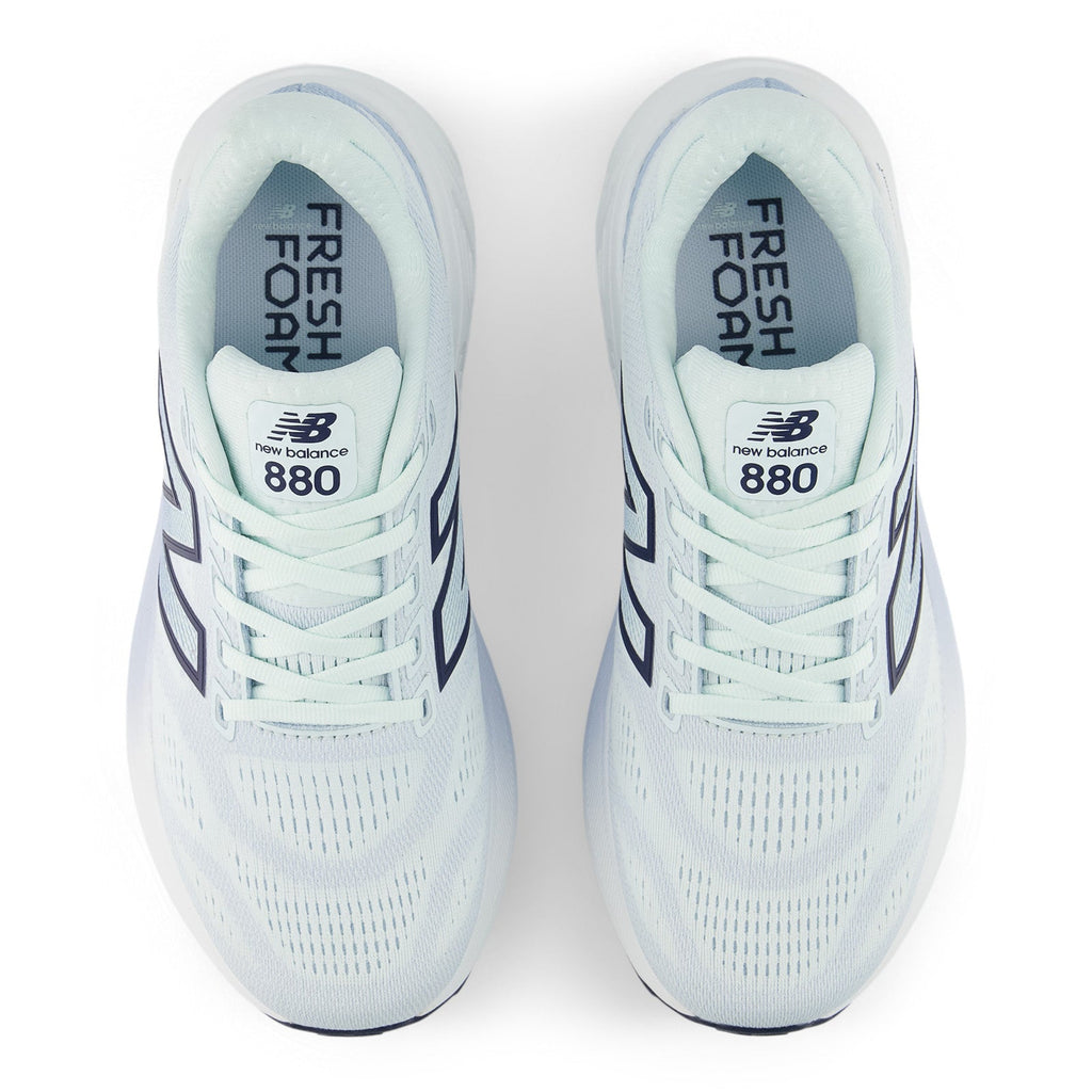 Women's Fresh Foam X 880v15 in Glint Blue with NB Navy