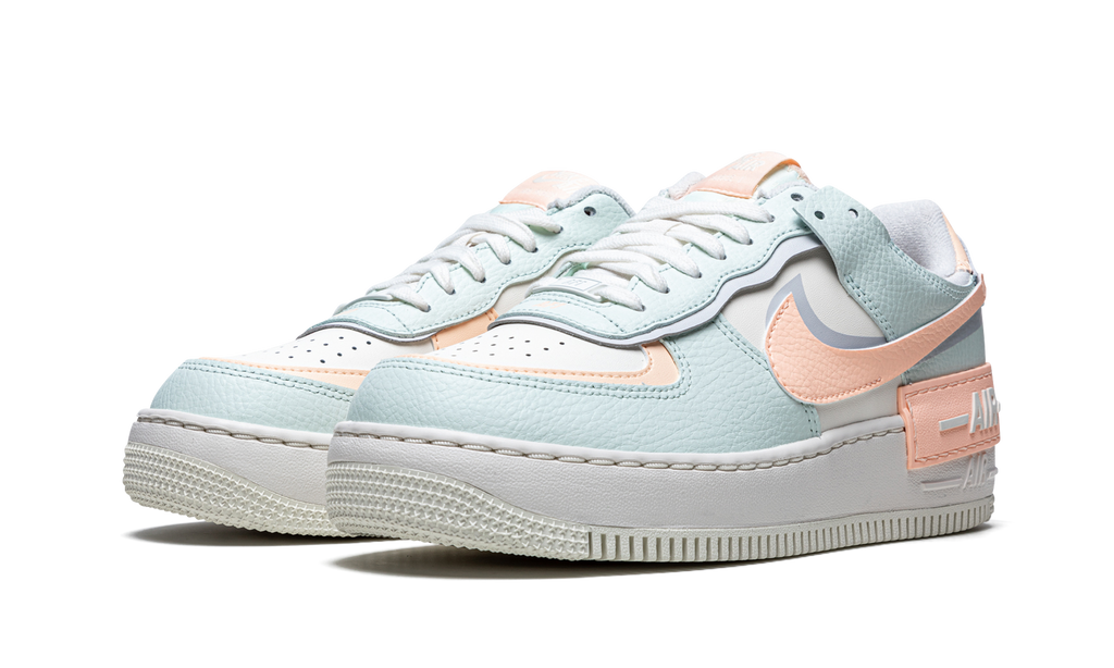 AF1 SHADO WMNS"Barely Green/ Crimson Tint" CU8591 104