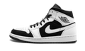 1 Mid "Tuxedo" 554724 113