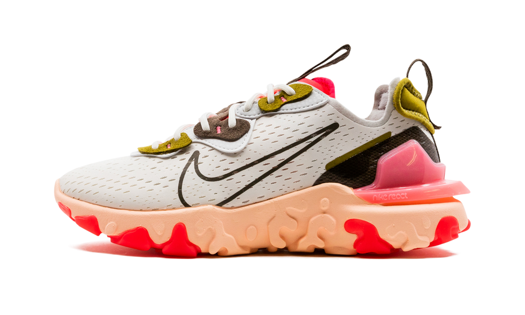 REACT VISION MNS WMNS"Summit White/ Siren Red" CI7523 102