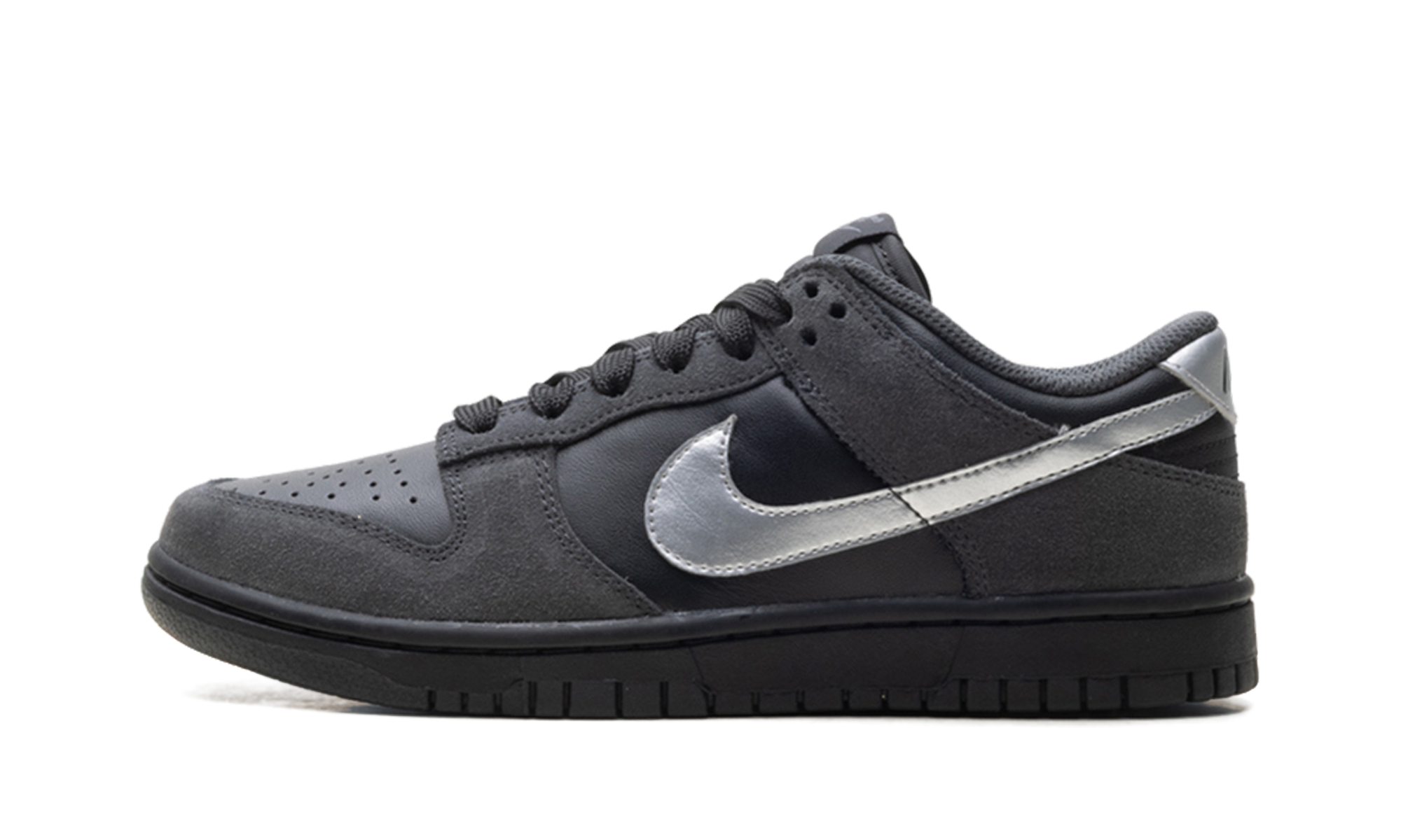 Dunk Low WMNS"Anthracite/ Metallic Silver" II7636 001