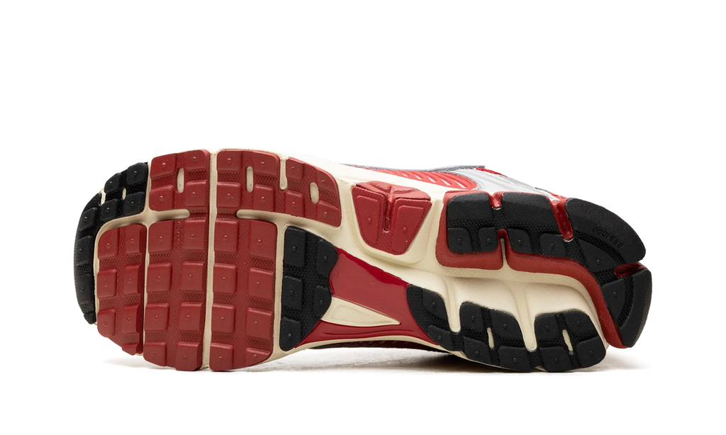Zoom Vomero 5 "Gym Red Chrome" IM3486 600