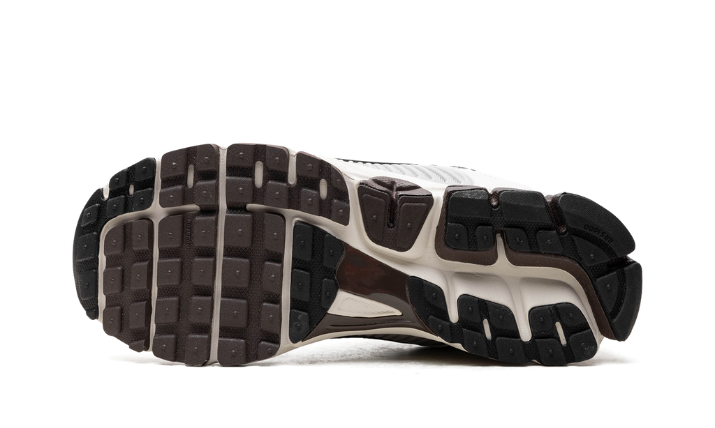 Air Zoom Vomero 5 WMNS"Phantom" FJ2028 001