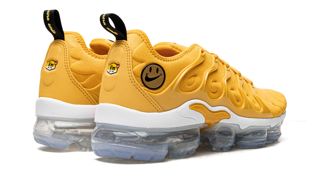 AIR VAPORMAX PLUS OMEN WMNS DO5874 700