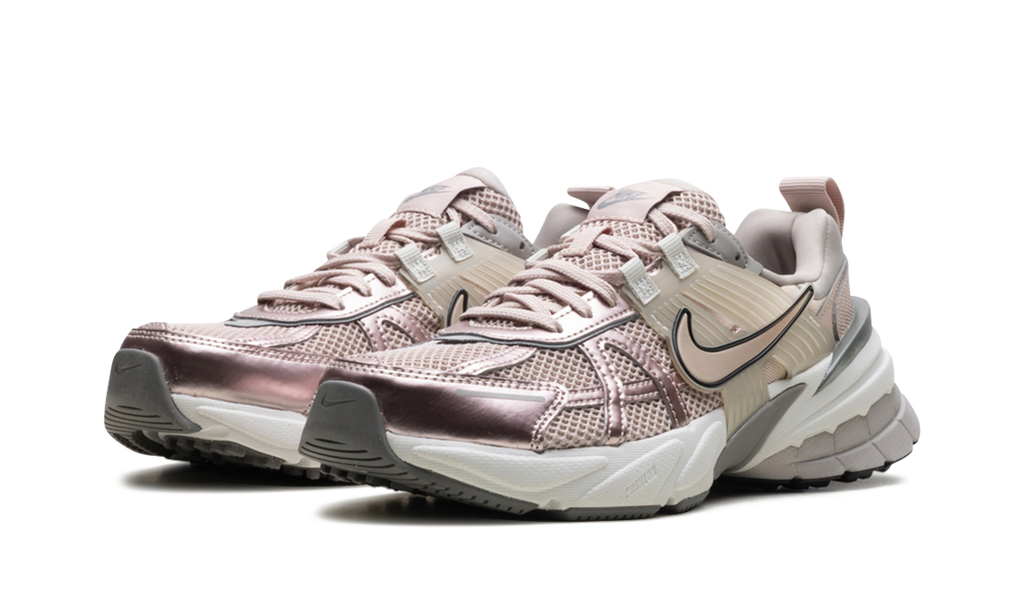 V2K Run WMNS"Particle Beige College Grey Light Bone" FD0736 201